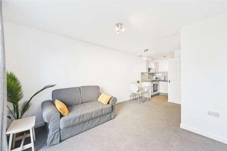 Malcolm Place, Caversham Road, Reading, Berkshire, RG1 - Photo 2