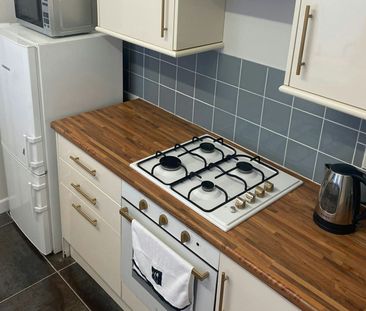 Flat to rent on - Photo 3