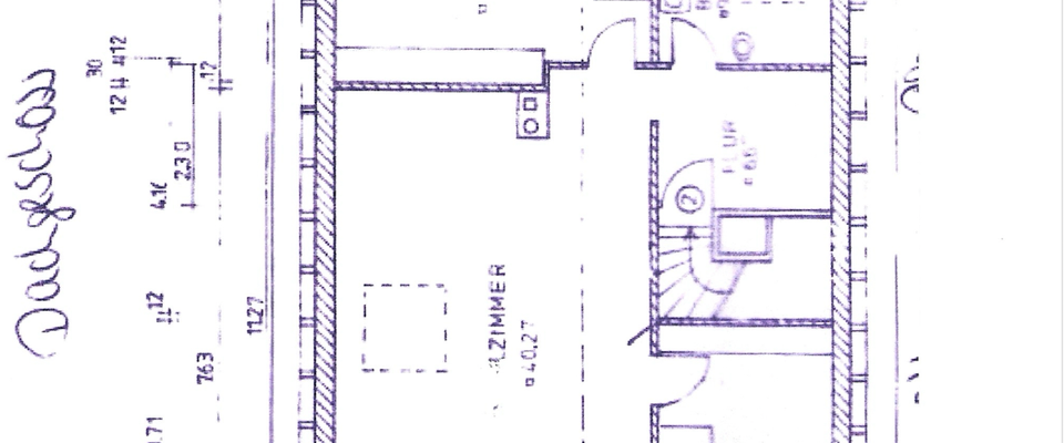 Helle 2-Zimmer Dachgeschosswohnung in Walderlach, München - Photo 1