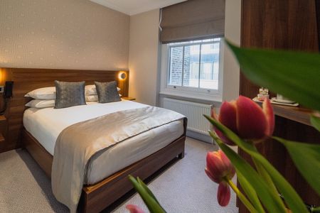 Room in a Shared House, Brixham Gardens, IG3 - Photo 2