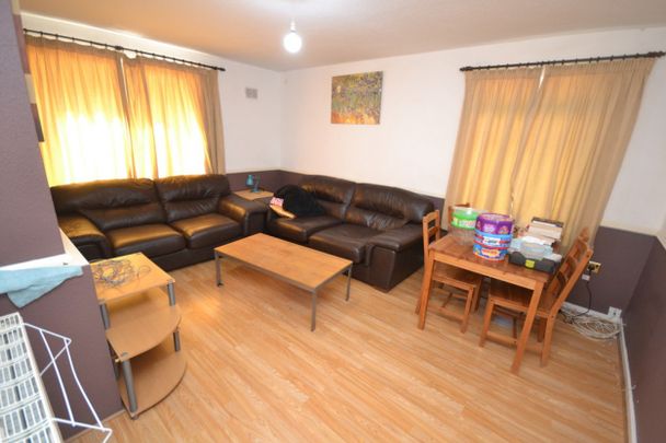 1 bed Shared House for Rent - Photo 1