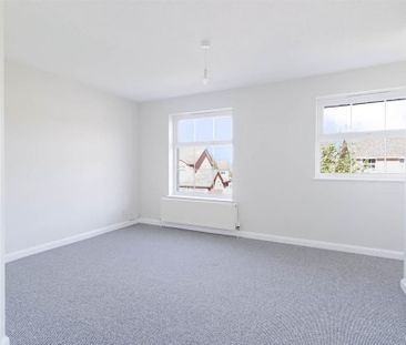 4 bedroom detached house to rent - Photo 1