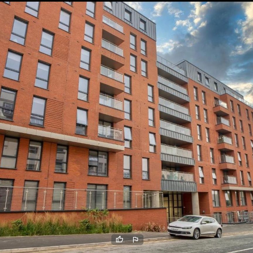 Room in a Shared Flat, Adelphi Street. Block B, M3 - Photo 1