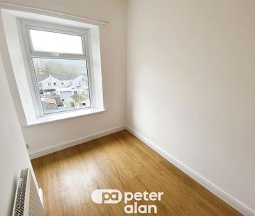 Jubilee Road, ABERDARE - Photo 6