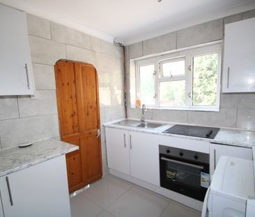 Rowdown Crescent, Croydon, CR0 0HQ, Property for rent - Photo 4