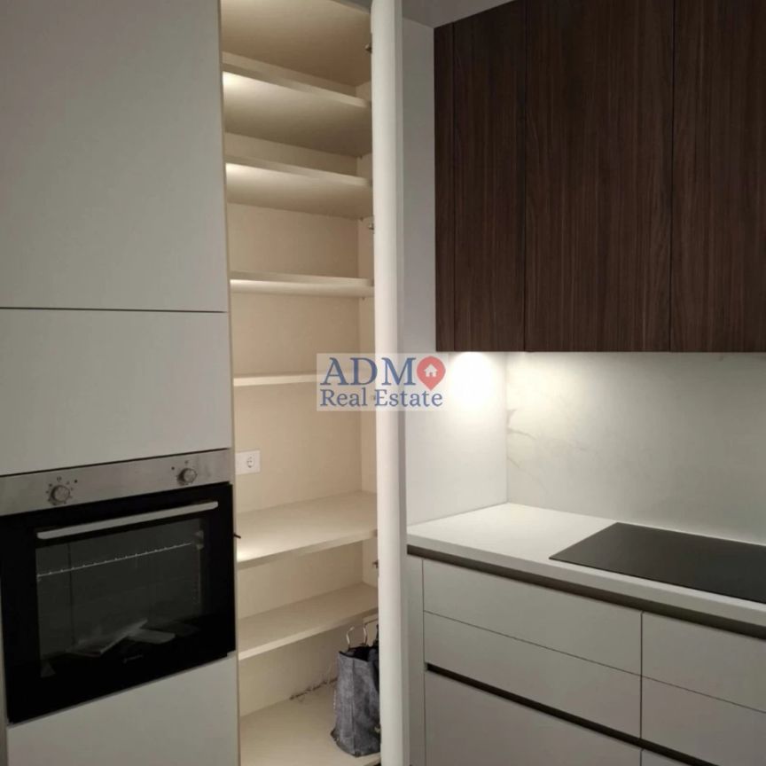 Τριάρι πλήρως ανακαινισμένο Ατσαλένιο - Φωτογραφία 1