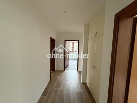 Großzügige 3-Zimmer-Wohnung mit offener Wohnküche, Balkon & TG-Stellplatz in Hamburg-Wilstorf - Foto 2