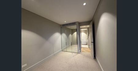 North Facing Stunning Two Bedroom Apartment - Photo 3