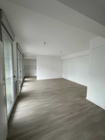 A LOUER SUPERBE APPARTEMENT TYPE 2 ROSIERES-PRES-TROYES - Photo 3