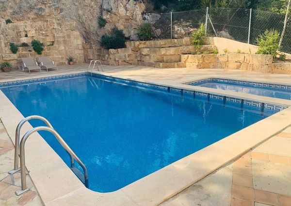 9 Avinguda Amèrica, Portals Nous, Balearic Islands 07181