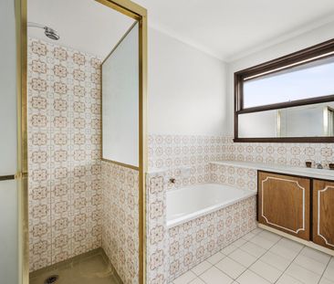 3 Bedroom Unit - 6 MONTH LEASE - Photo 4