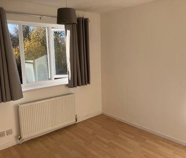 3 bedroom townhouse to rent - Photo 4