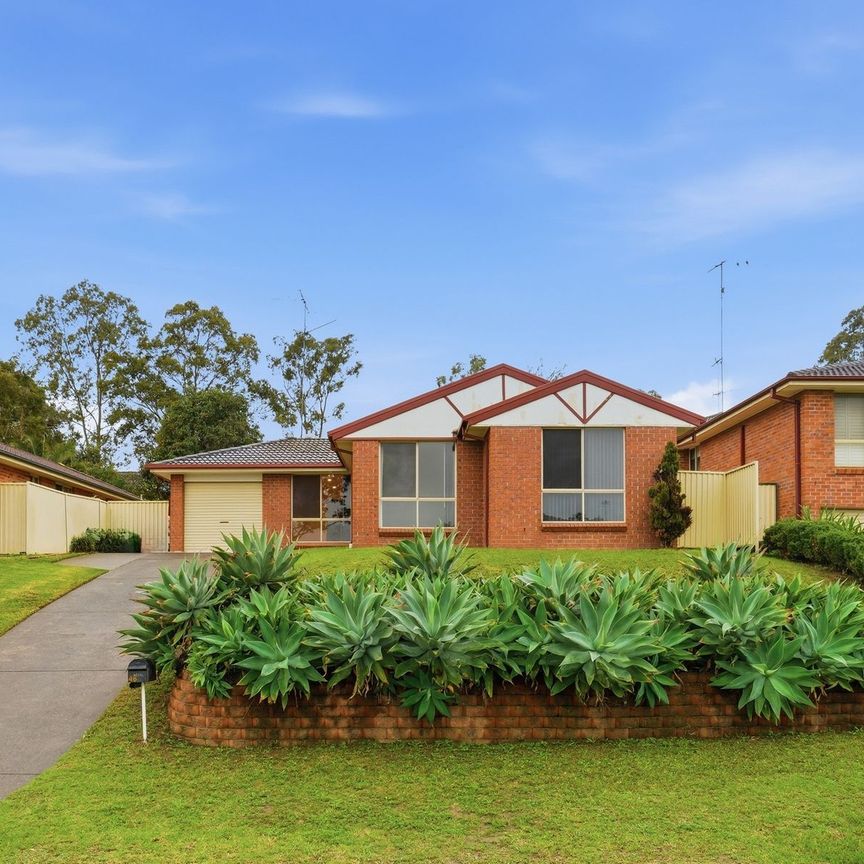 Conveniently Located Family Home with Great Outdoor Space - Photo 1