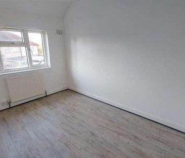 Almond Road, Kettering. Northants, NN16 - Photo 1