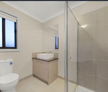 Modern 3 Bedroom Home in Tarneit - Photo 1