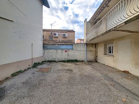 Avignon : Appartement T3 récent et climatisé avec balcon et parking, - Photo 5