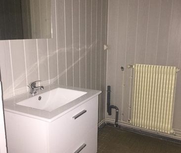 Location Appartement 2 pièces 51m² LIBOURNE 33500 - Photo 3