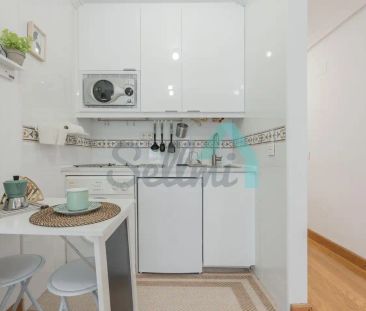 Estudio de alquiler en Rosal, Parque San Francisco - Uría - Photo 2