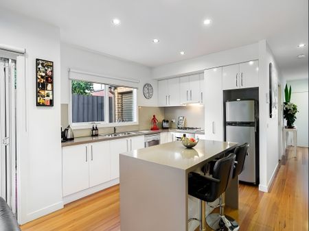 5 Margaret Muir Way, Moonee Ponds - Photo 3