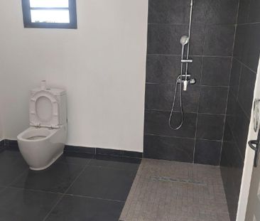 Location Maison 4 pièces 80m² ST ANDRE 97440 - Photo 4