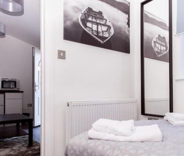 1 bedroom flat to rent - Photo 5