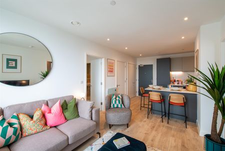 Eda, Salford Quays - Photo 3