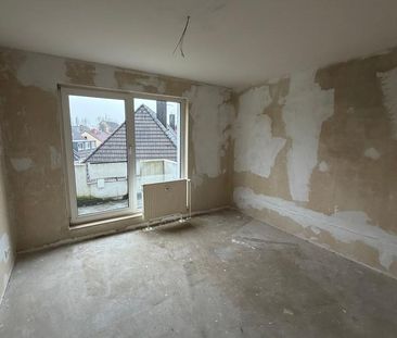 Renovierungsbedürftige charmante 2-Zimmer-Wohnung mit Balkon in Bochum - Photo 1
