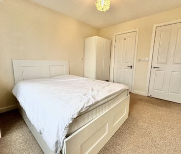 William Morris Close - Photo 6