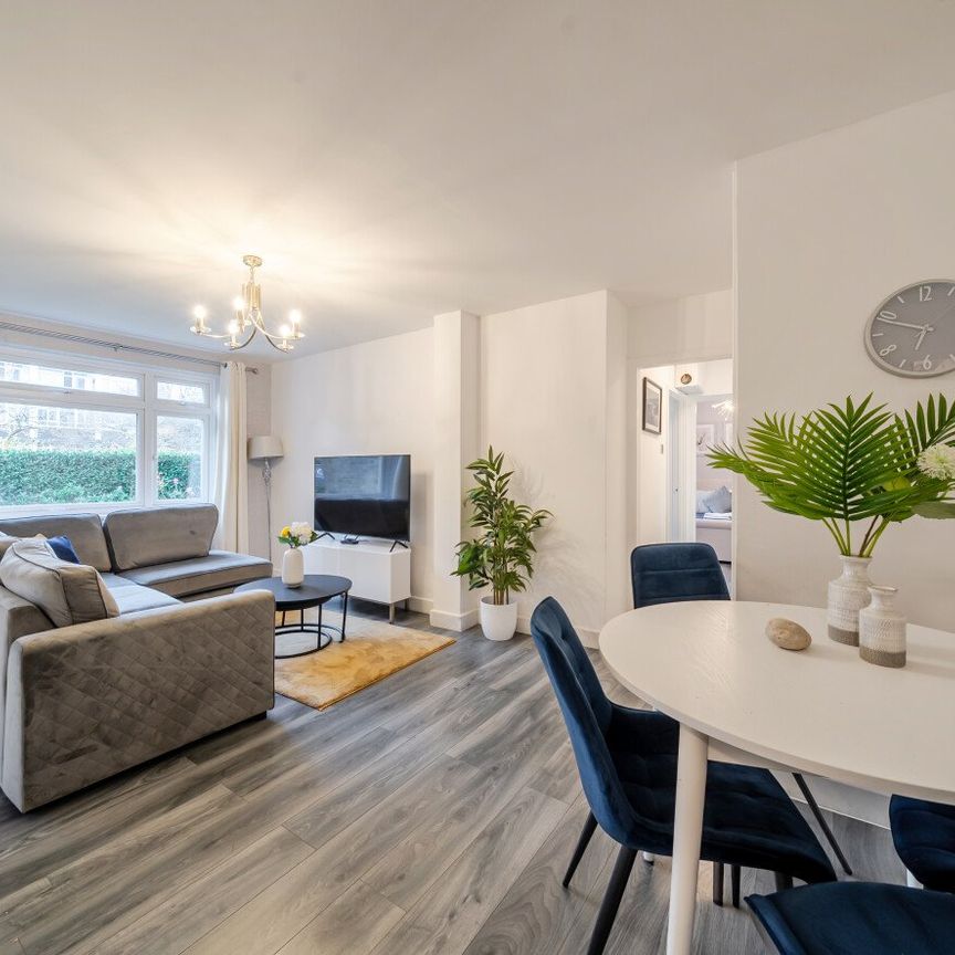 Kersfield Road, Putney, London, SW15 - Photo 1