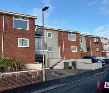 3 bed terraced house to rent in Upper Longlands, Dawlish, EX7 - Photo 3