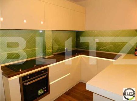 3 camere, 103 mp, mobilat modern, imobil tip casa, garaj subteran, zona 7 strazi - Photo 4