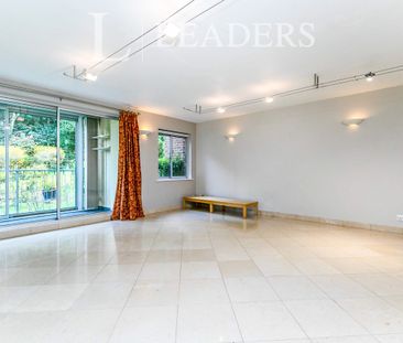 2 bedroom apartment to rent West Mount, The Mount, Guildford, GU2 - Photo 5