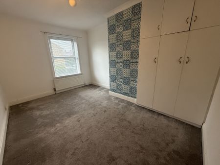 Abbott Street, Huddersfield - Photo 5