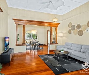 Charming Three-Bedroom Home with Period Features - Photo 6