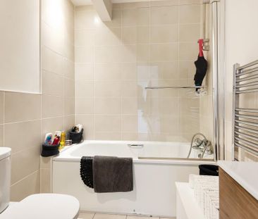 1 bedroom apartment to rent - Photo 4