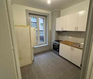 Bel appartement de 2 pièces au 1er étage - Photo 2