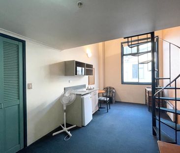 Spacious Loft in Prime University District - Photo 2