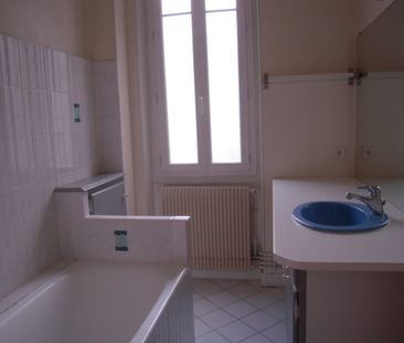 Location Appartement 4 pièces 96m² REIMS 51100 - Photo 5