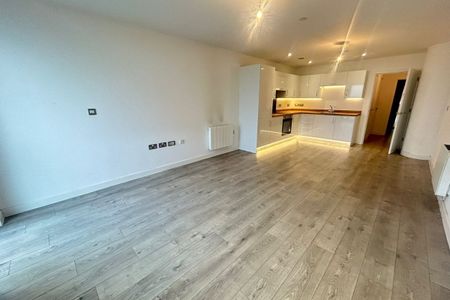 Edinburgh Gate - Photo 2