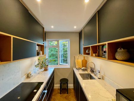 Sheen Court, Richmond, TW10 - Photo 2