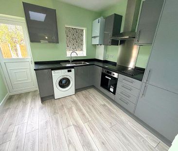 4 bedroom ground floor maisonette to rent - Photo 6