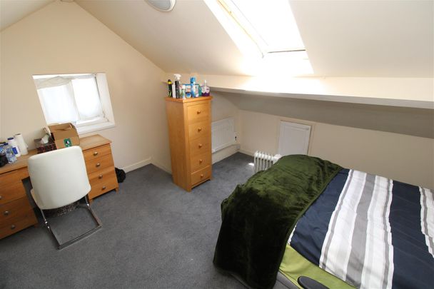 Flat For Rent Wood Road, Pontypridd - Photo 1