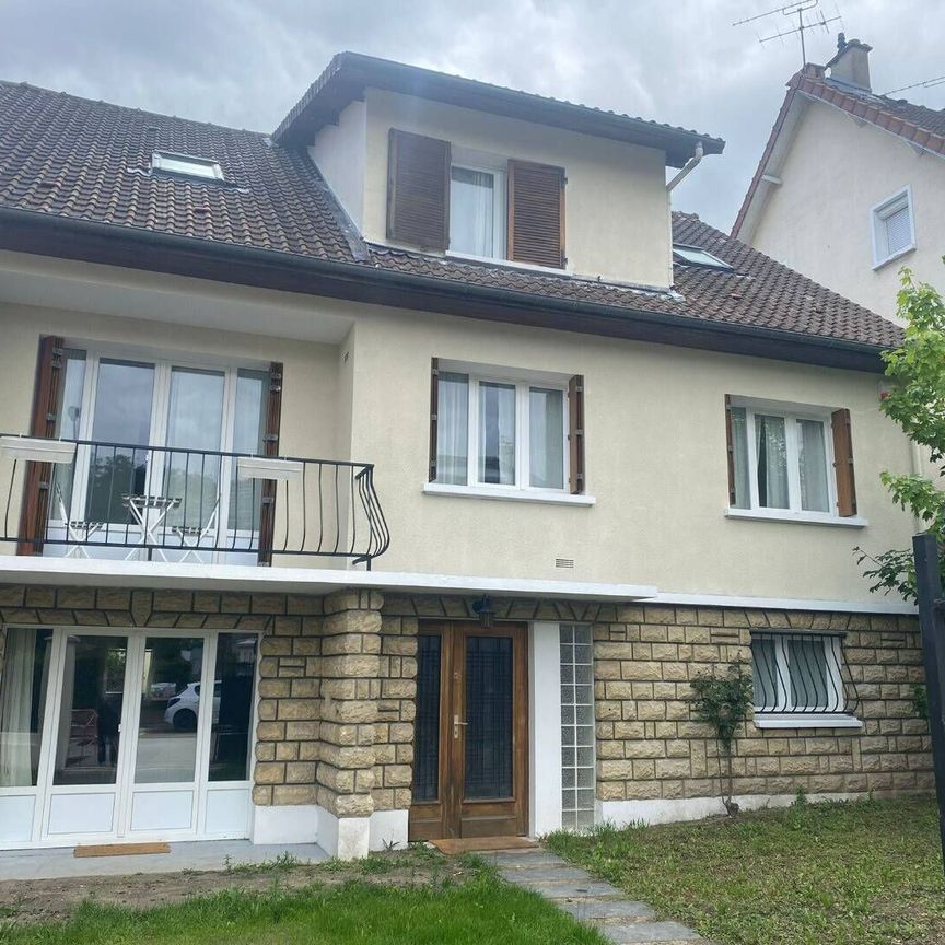 STUDIO en Coliving Dans Maison Saint Cyr L Ecole - Photo 1
