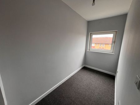 Dillington Terrace, Barnsley - Photo 3