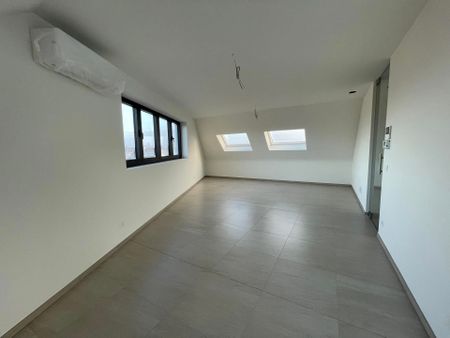 Nieuwbouw penthouse met ruim terras te huur in Sint-Antonius - Photo 5