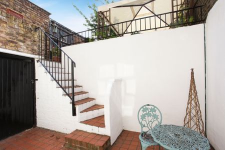 5 bedroom terraced house to rent - Photo 2