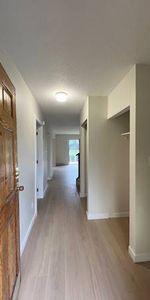 3beds 1.5baths side by side duplex - Photo 3