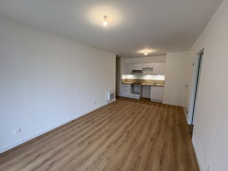 Appartement T2 à louer Thorigne Fouillard - 41 m² - Photo 2
