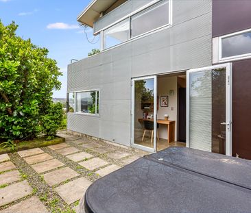 124 Townsend Road, Miramar - Photo 1