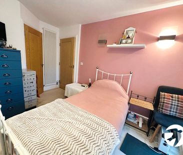 2 bedroom property to rent - Photo 4